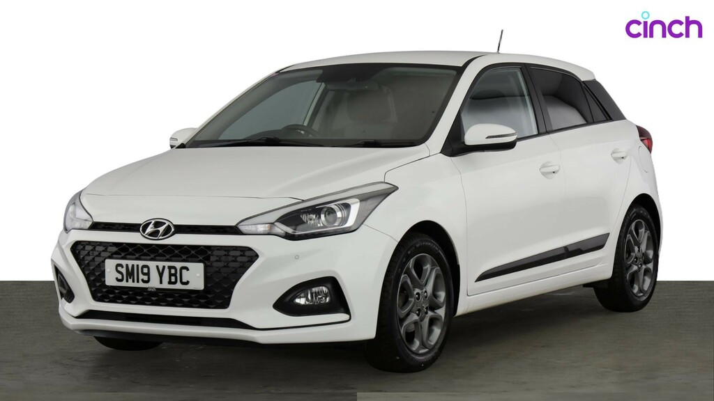 Hyundai I20 White #7