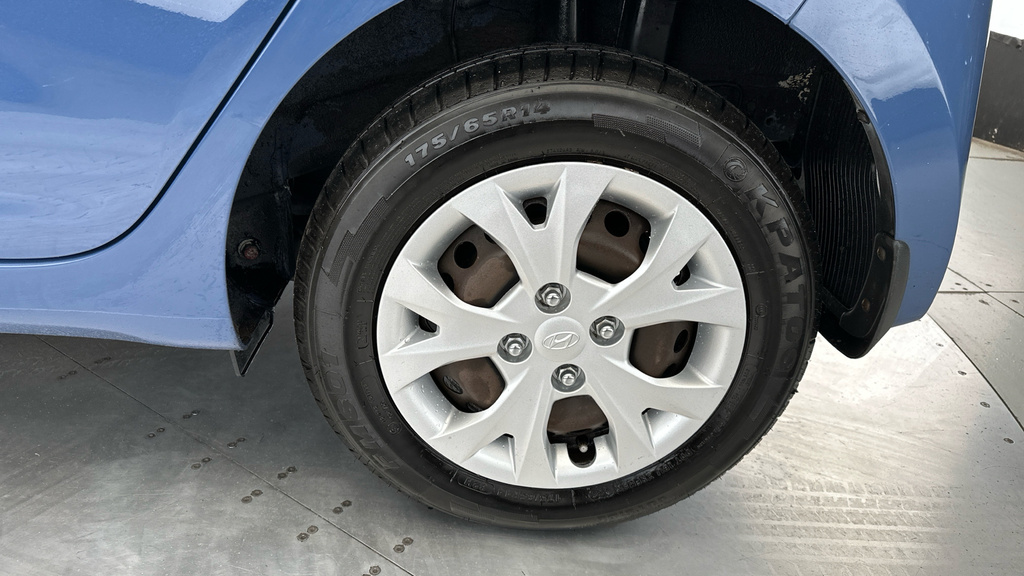 Hyundai I10 Premium #19