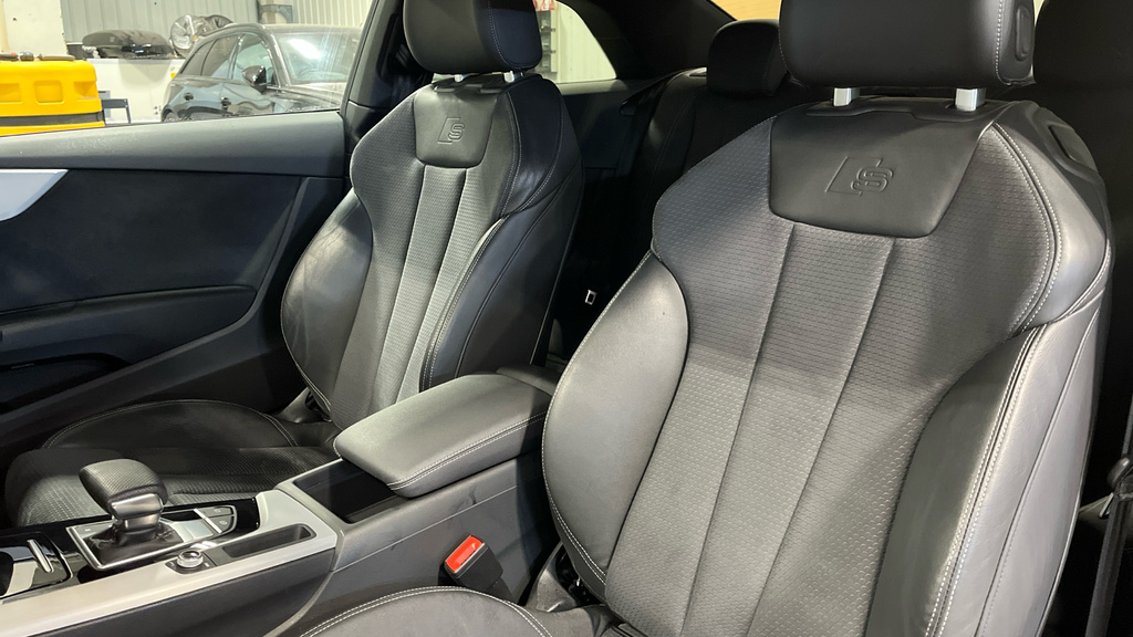 Audi A5 Black Edition Blue #31