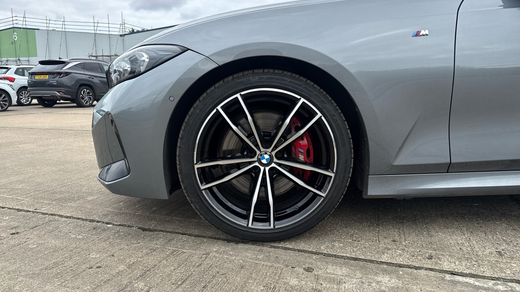 BMW 3 Series Saloon Grey #29