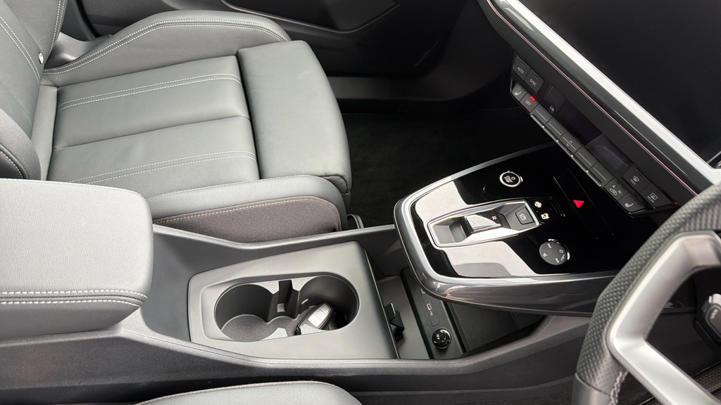 Audi Q4 E Tron 55 Black Edition Quattro 82Kwh Black #31