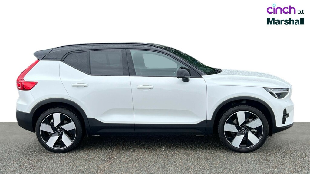 Volvo XC40 2.0 B3p Plus Dark Blue #2