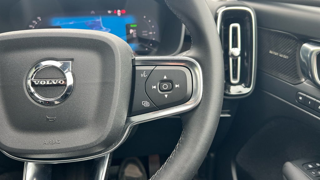 Volvo XC40 2.0 B3p Plus Dark Blue #31
