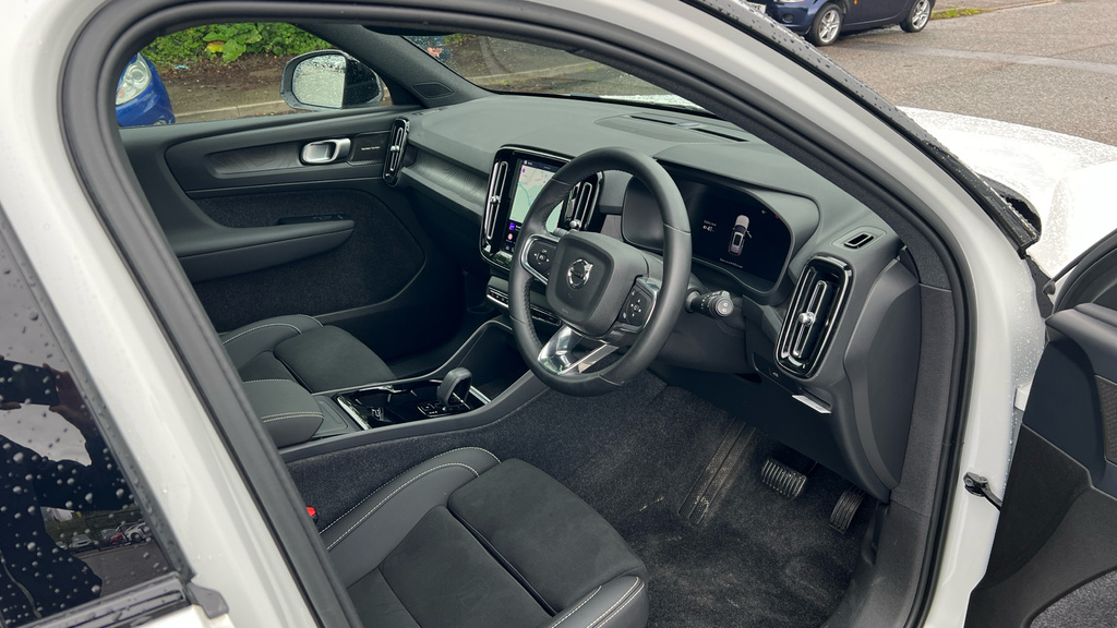Volvo XC40 2.0 B3p Plus Dark Blue #9