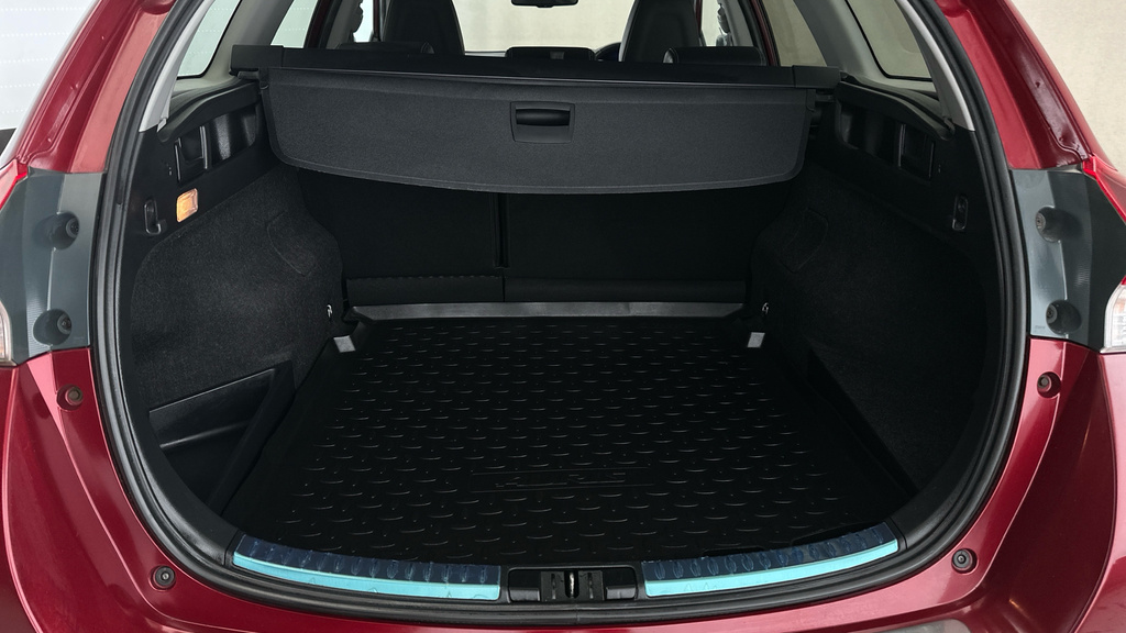 Toyota Auris Hatchback Blue #21
