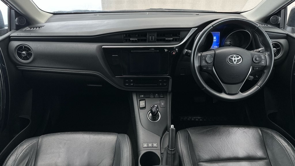 Toyota Auris Hatchback Blue #13