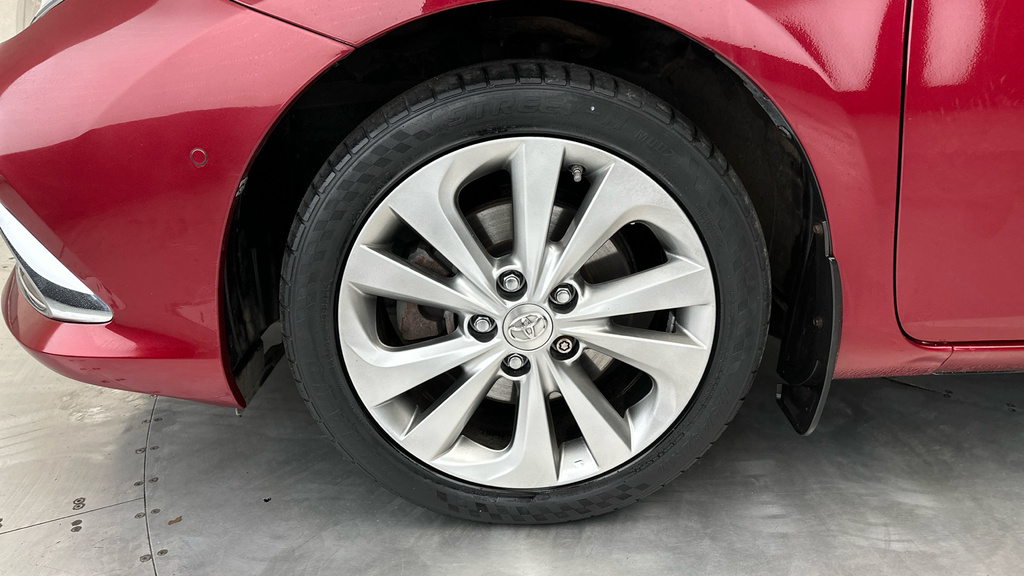 Toyota Auris Hatchback Blue #23