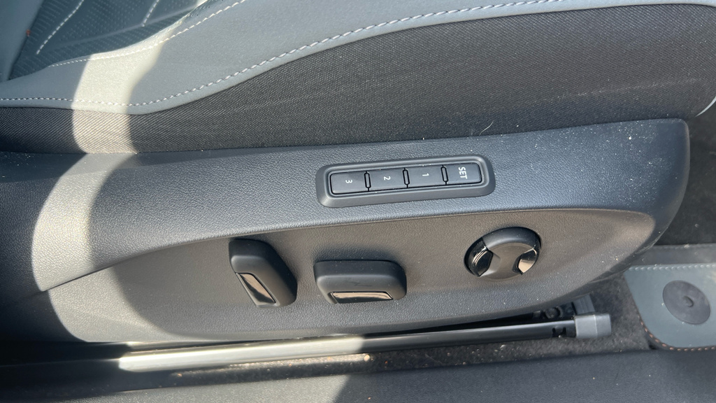 Cupra Tavascan V2 Grey #13