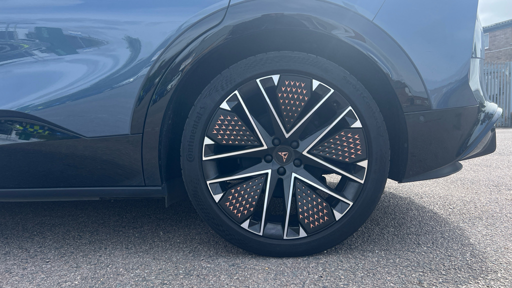 Cupra Tavascan V2 Grey #22