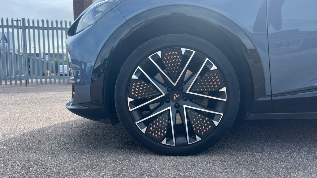Cupra Tavascan V2 Grey #21