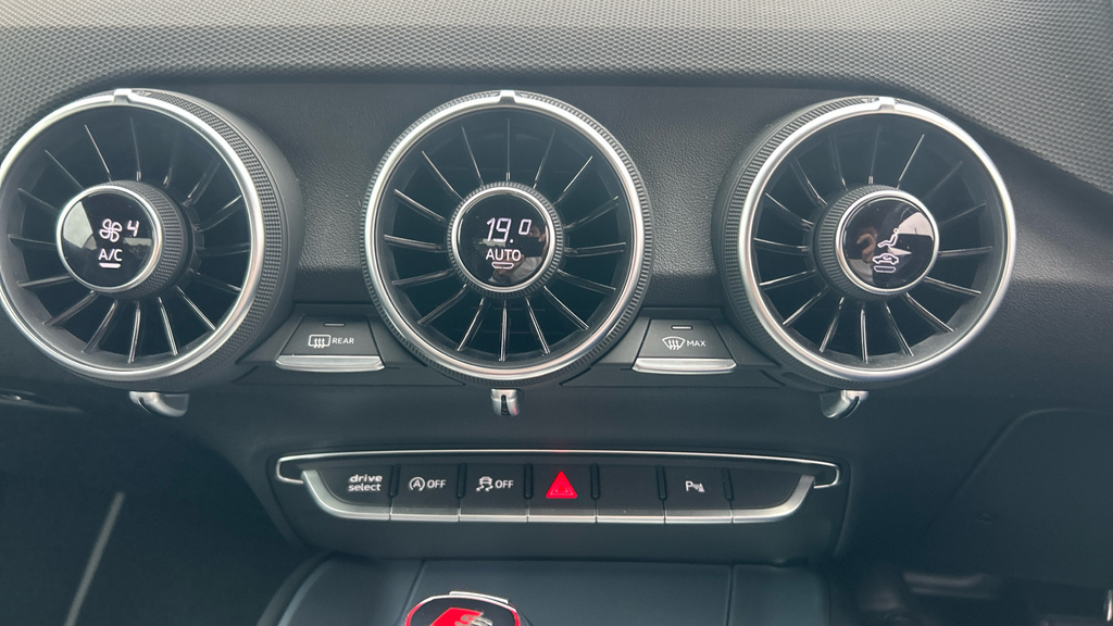 Audi TT 40 Tfsi Black Edition S Tronic Tech Pack Black #23