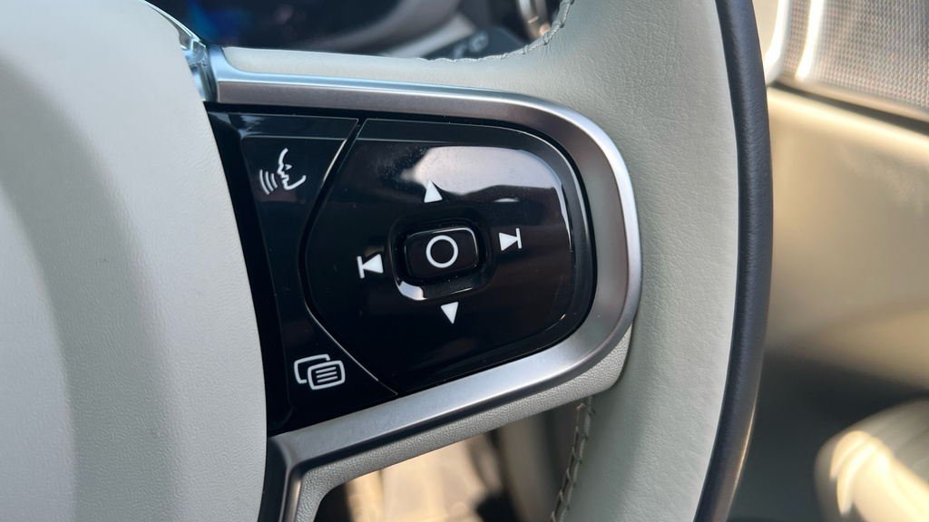 Volvo XC60 Suv Blue #28