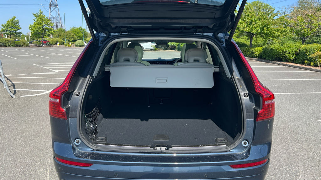 Volvo XC60 Suv Blue #15