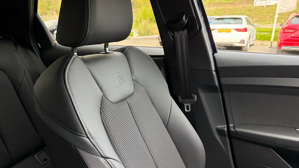 Audi A1 35 Tfsi Black Edition S Tronic Tech Pack Grey #52