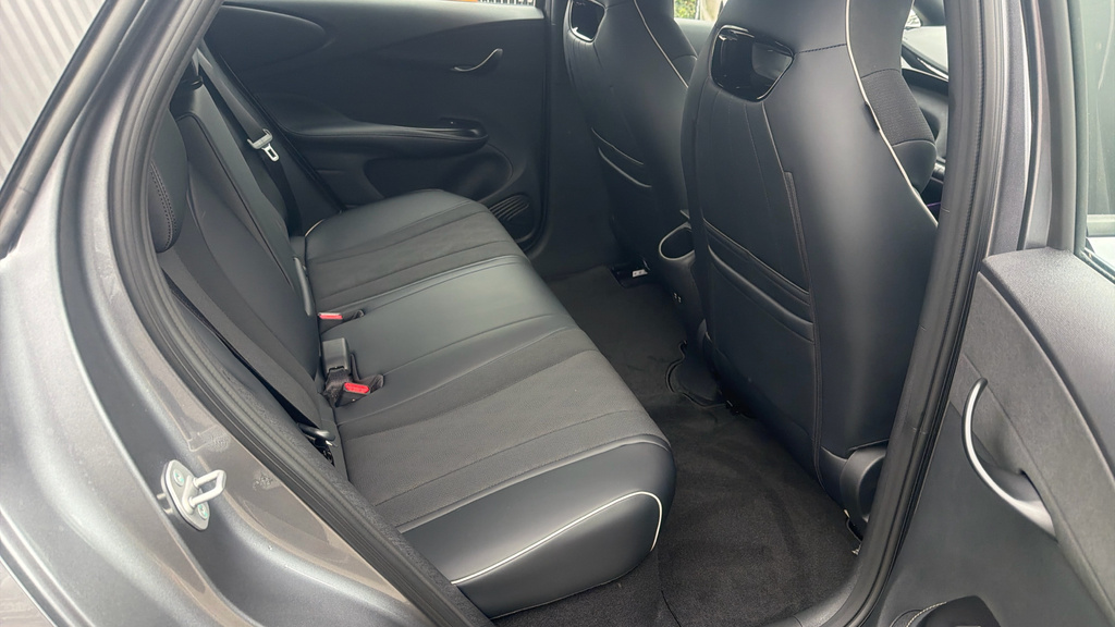 Byd Dolphin Dolphin 70Kw Active 44.9Kwh Grey #16