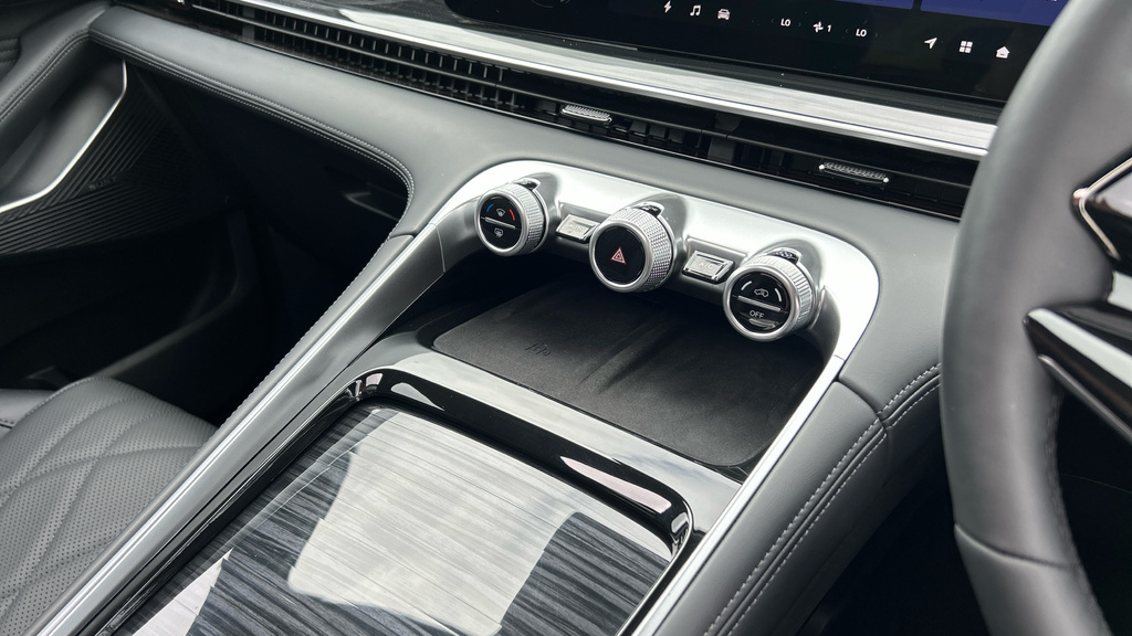 Omoda 9 Noble 1.5 Phev White #30