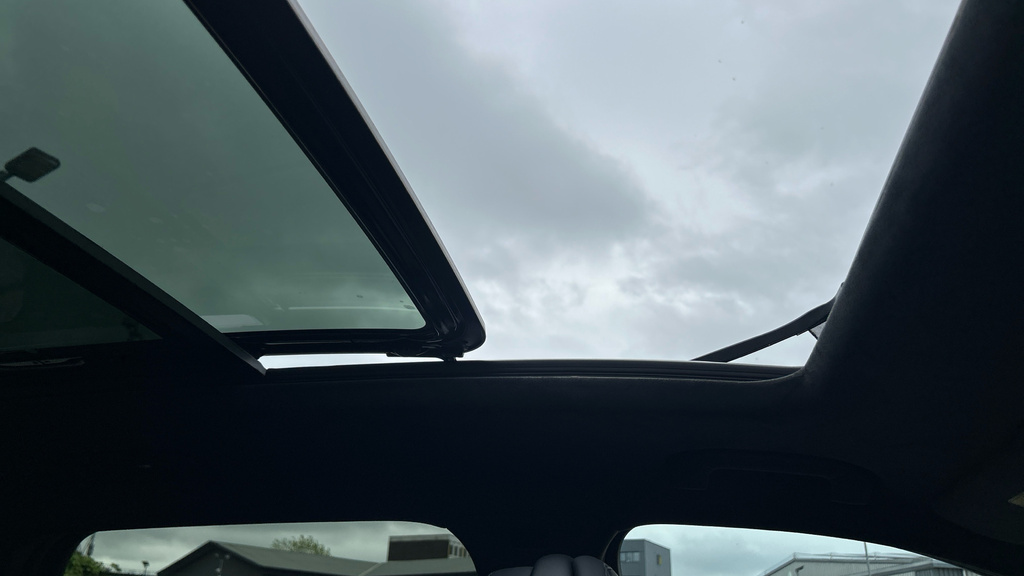 Omoda 9 Noble 1.5 Phev White #33