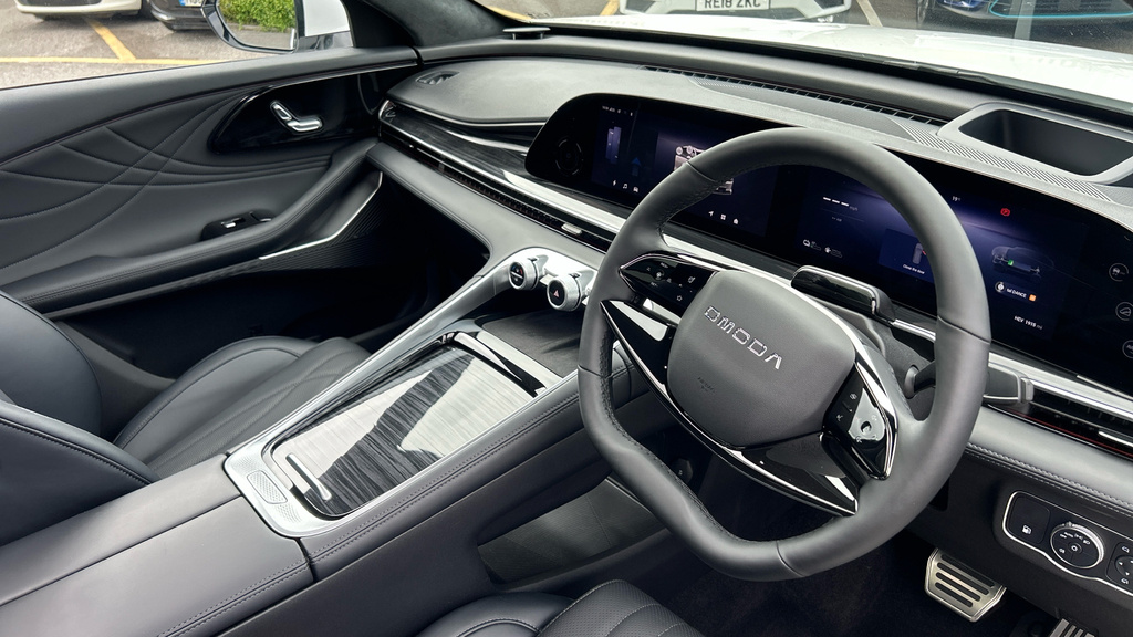Omoda 9 Noble 1.5 Phev White #9