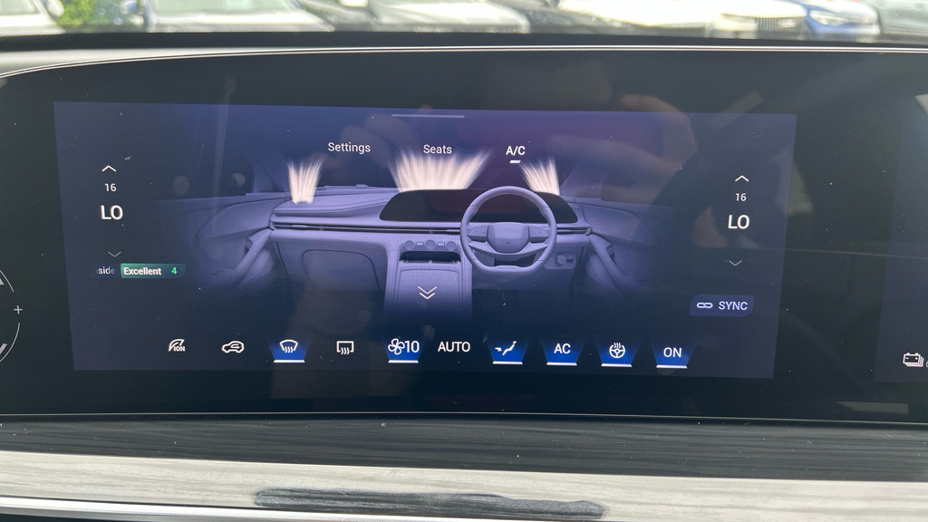 Omoda 9 Noble 1.5 Phev White #43