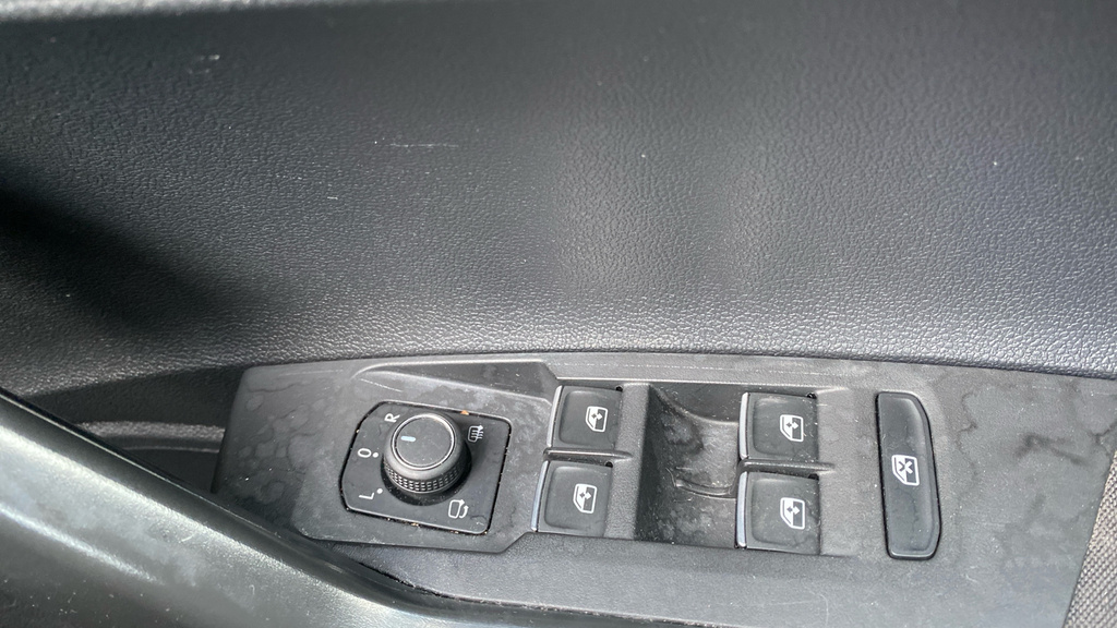 Volkswagen Polo Hatchback Grey #4