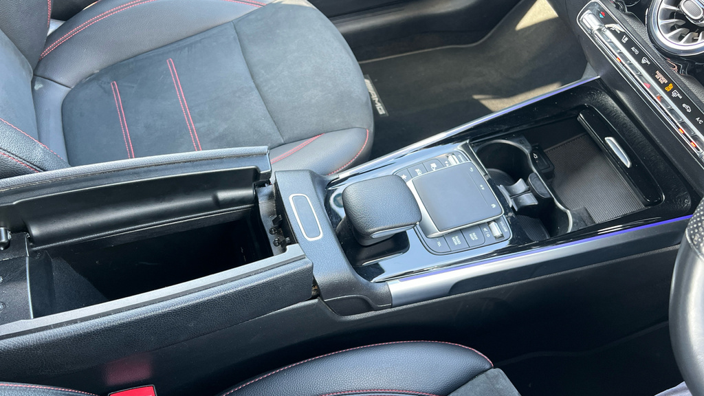 Mercedes-Benz GLB Class Suv White #31