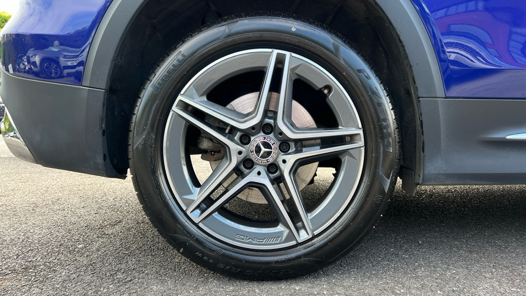 Mercedes-Benz GLB Class Suv White #24