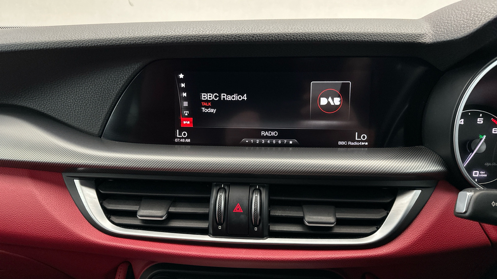 Alfa Romeo Stelvio  Red #18