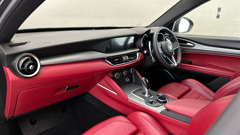 Alfa Romeo Stelvio  Red #12