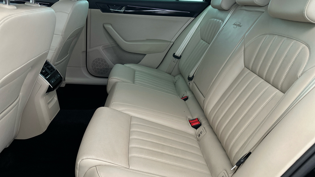 Skoda Superb Se Grey #24