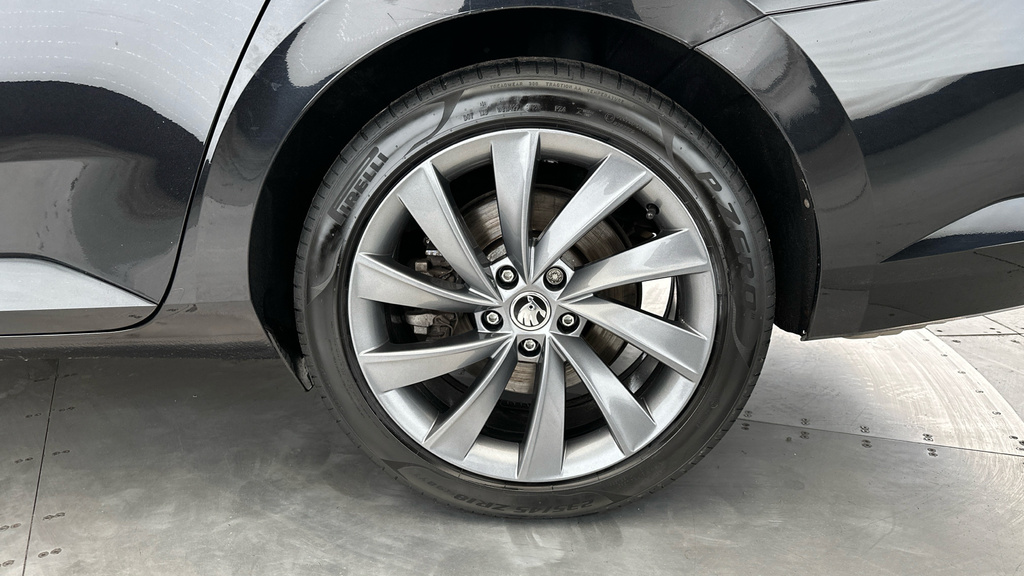 Skoda Superb Se Grey #28