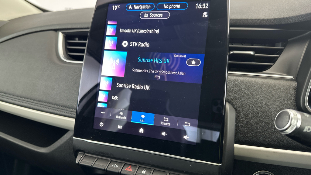 Renault Zoe Hatchback Blue #19