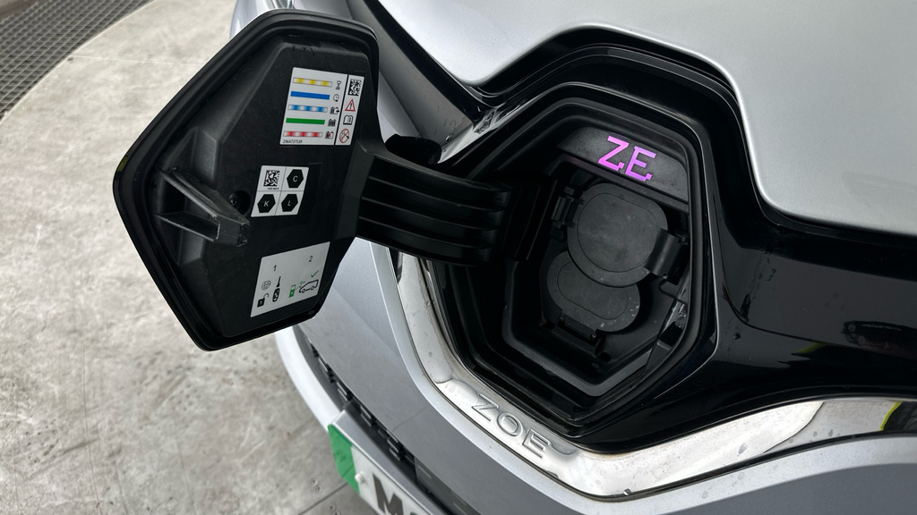 Renault Zoe Hatchback Blue #31