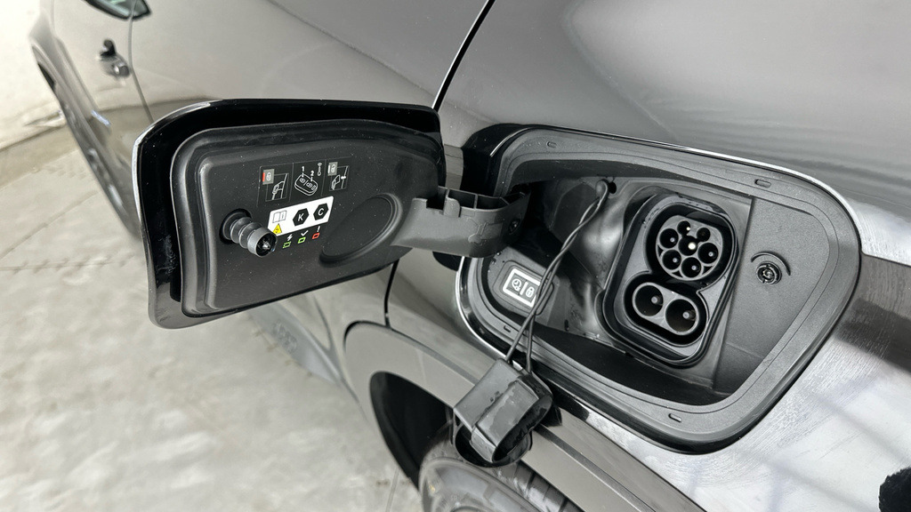 Jeep Avenger 54Kwh Altitude Black #30