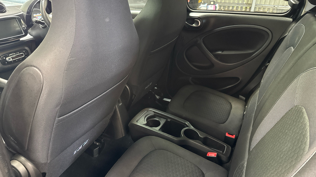 Smart Forfour 17.6Kwh Exclusive Hatchback 22K Black #14
