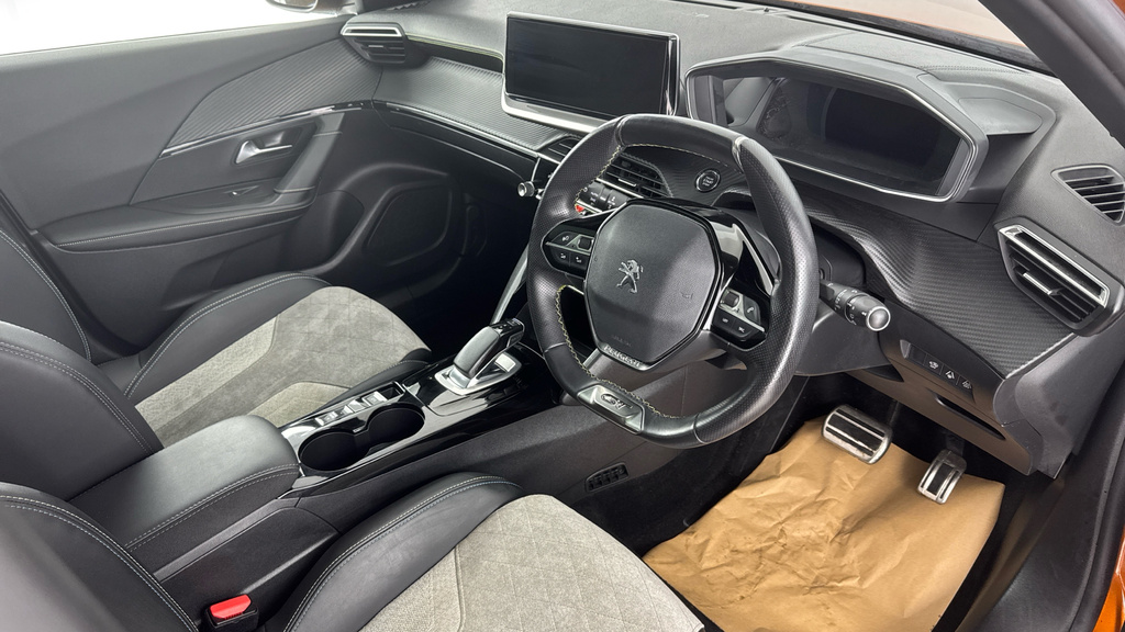 Peugeot e-2008 2008 Gt Ev Black #9