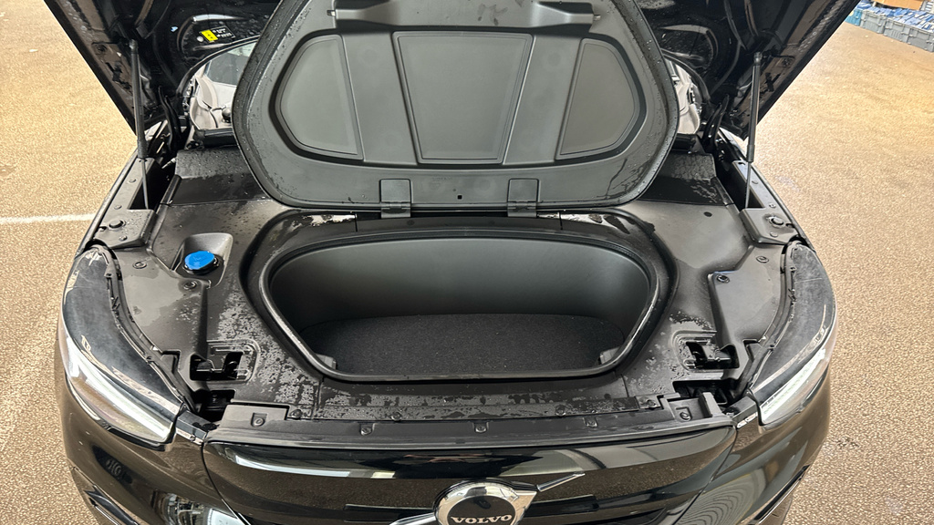 Volvo C40 C40 Core Recharge Ev Blue #16