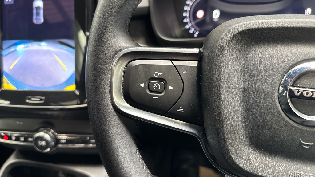 Volvo C40 C40 Core Recharge Ev Blue #25