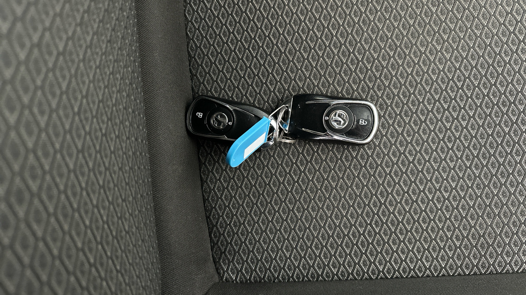 Vauxhall Insignia Elite Blue #27