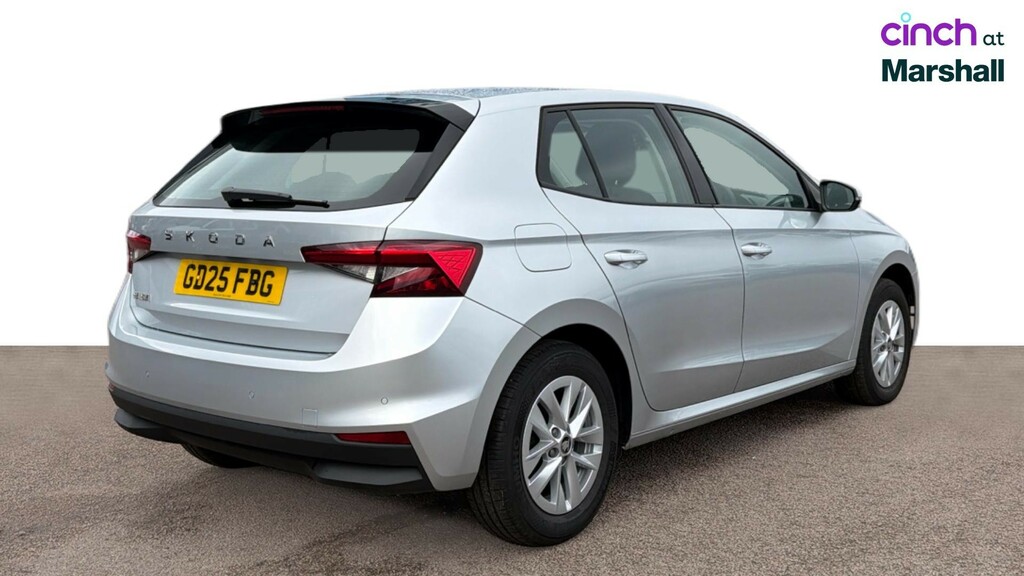 Skoda Fabia 1.0 Tsi Design Edition White #3