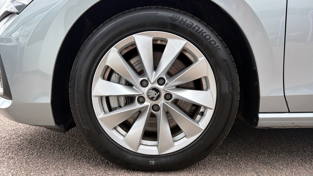 Skoda Superb 1.5 Tsi E-tec Se L Dsg Silver #19
