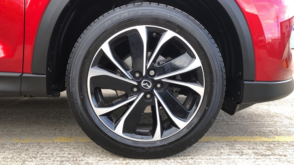 Mazda CX-5 Centre-line White #40