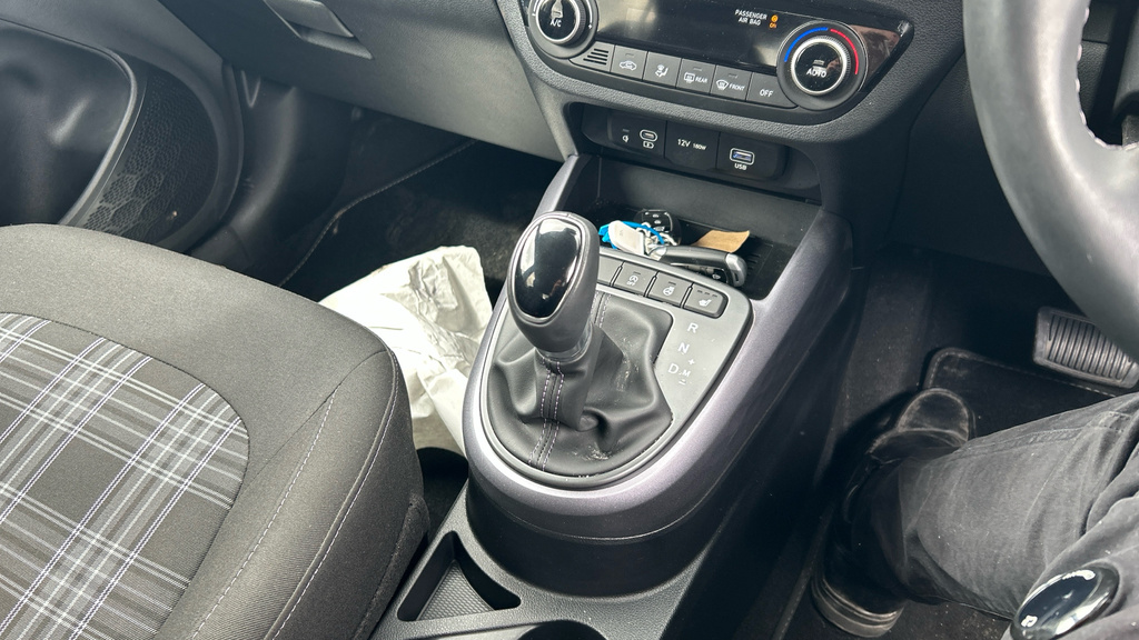Hyundai I10 Premium Grey #30