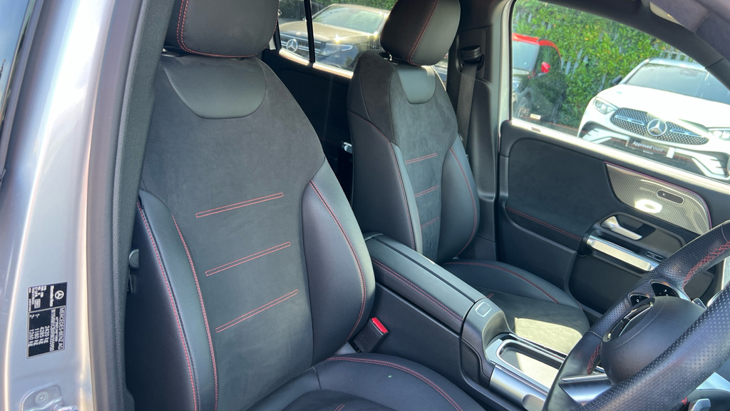 Mercedes-Benz GLB Class Glb 200 Amg Line Executiv Grey #29