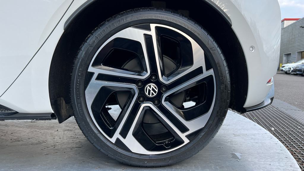 Volkswagen ID.3 Performance 79Kwh Gtx Hatchback Black #18