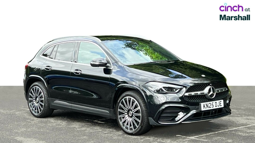 Mercedes-Benz GLA Class Amg Line Blue #1