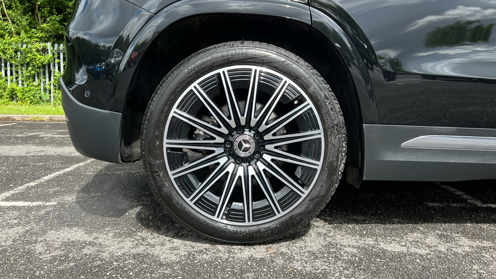 Mercedes-Benz GLA Class Amg Line Blue #25