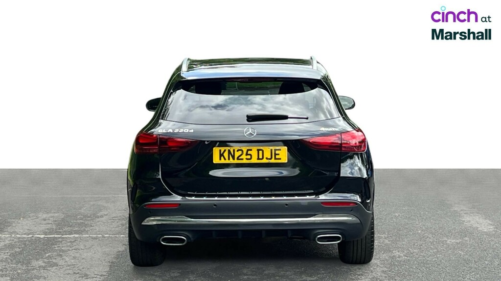 Mercedes-Benz GLA Class Amg Line Blue #5