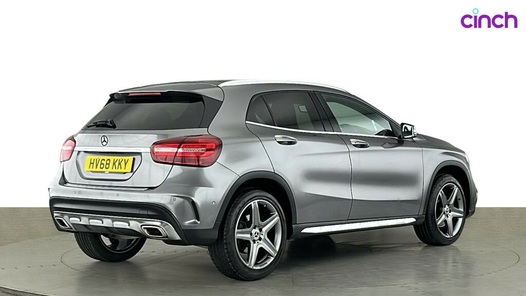 Mercedes-Benz GLA Class White #5