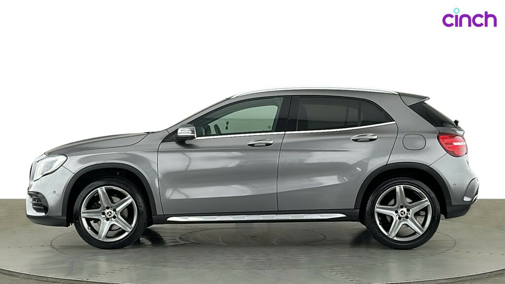 Mercedes-Benz GLA Class White #9