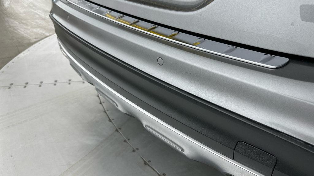 Mercedes-Benz GLA Class White #3